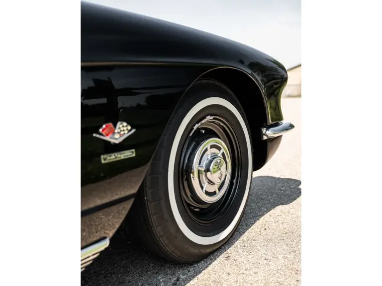 1962 Chevrolet Corvette C1 - Image 20 of 31