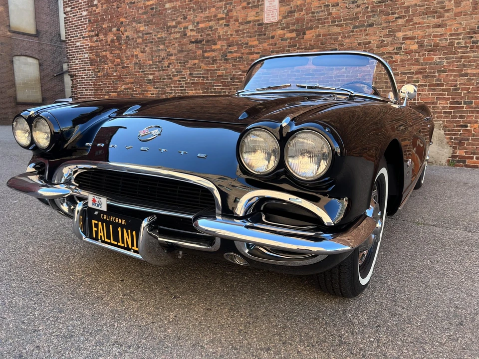 1962 Chevrolet Corvette C1 - Image 2 of 31