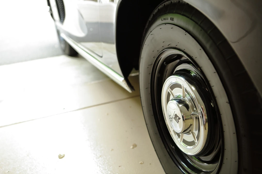 1962 Chevrolet Corvette C1 - Image 17 of 31