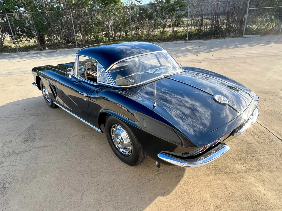 1962 Chevrolet Corvette C1 - Image 3 of 31