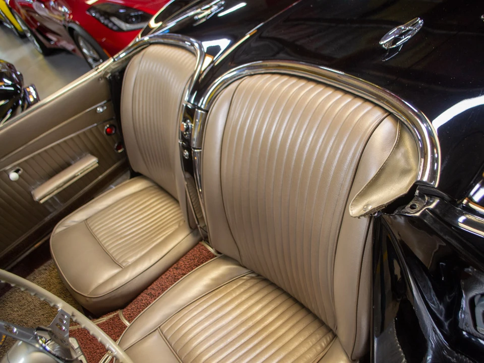 1962 Chevrolet Corvette C1 - Image 30 of 31