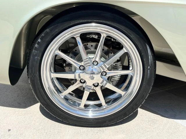 1962 Chevrolet Corvette C1 - Image 17 of 24