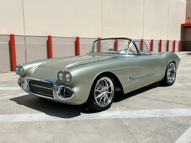 1962 Chevrolet Corvette C1 - Image 2 of 24