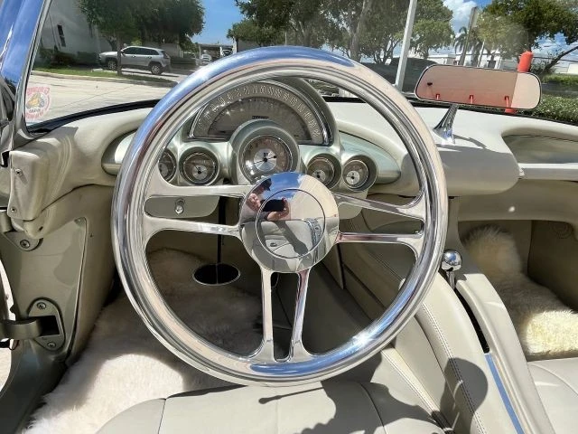 1962 Chevrolet Corvette C1 - Image 11 of 24