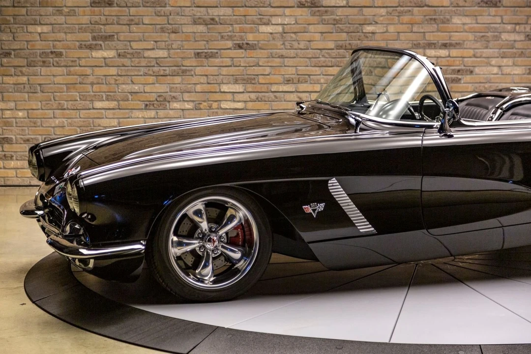 1962 Chevrolet Corvette C1 - Image 9 of 24