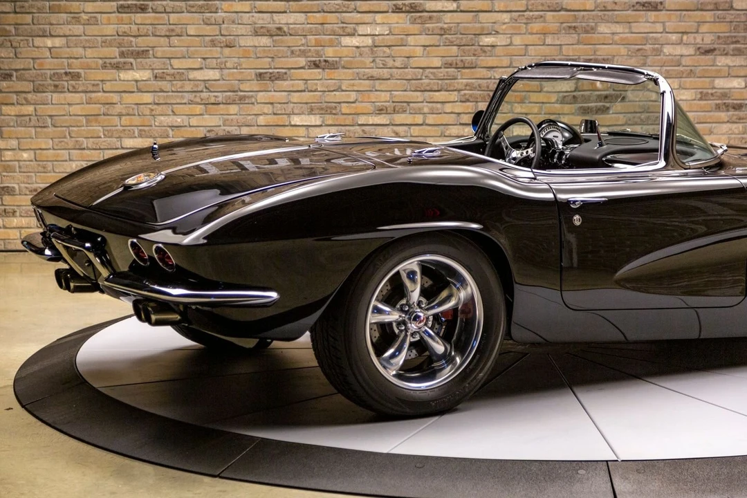 1962 Chevrolet Corvette C1 - Image 13 of 21