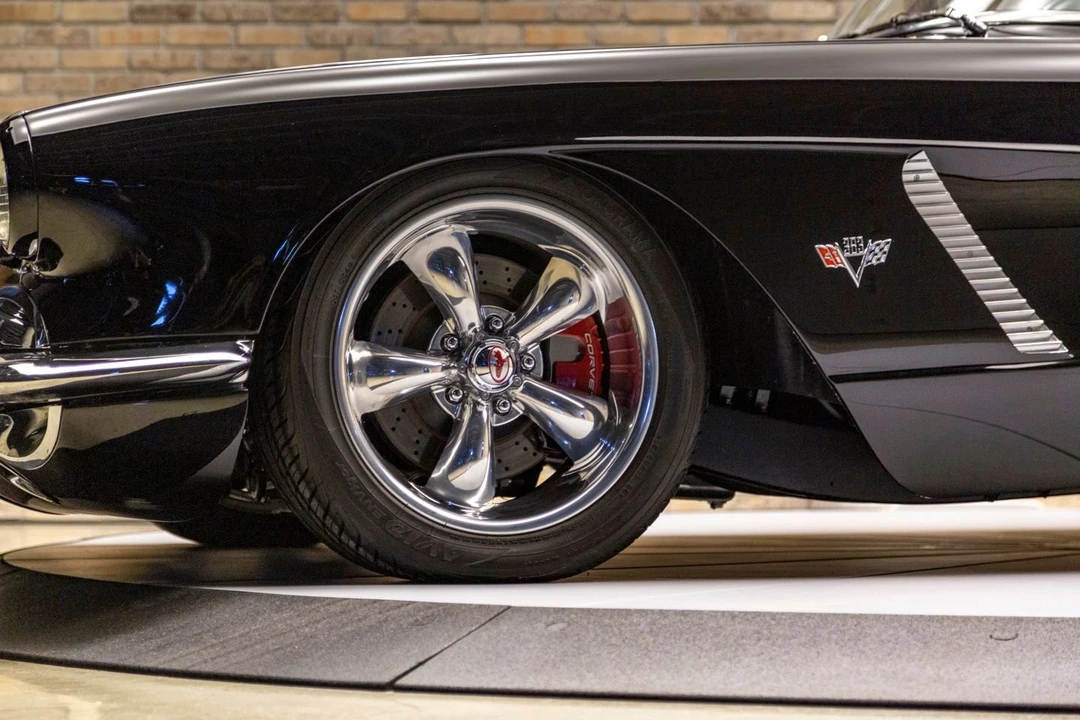 1962 Chevrolet Corvette C1 - Image 11 of 24
