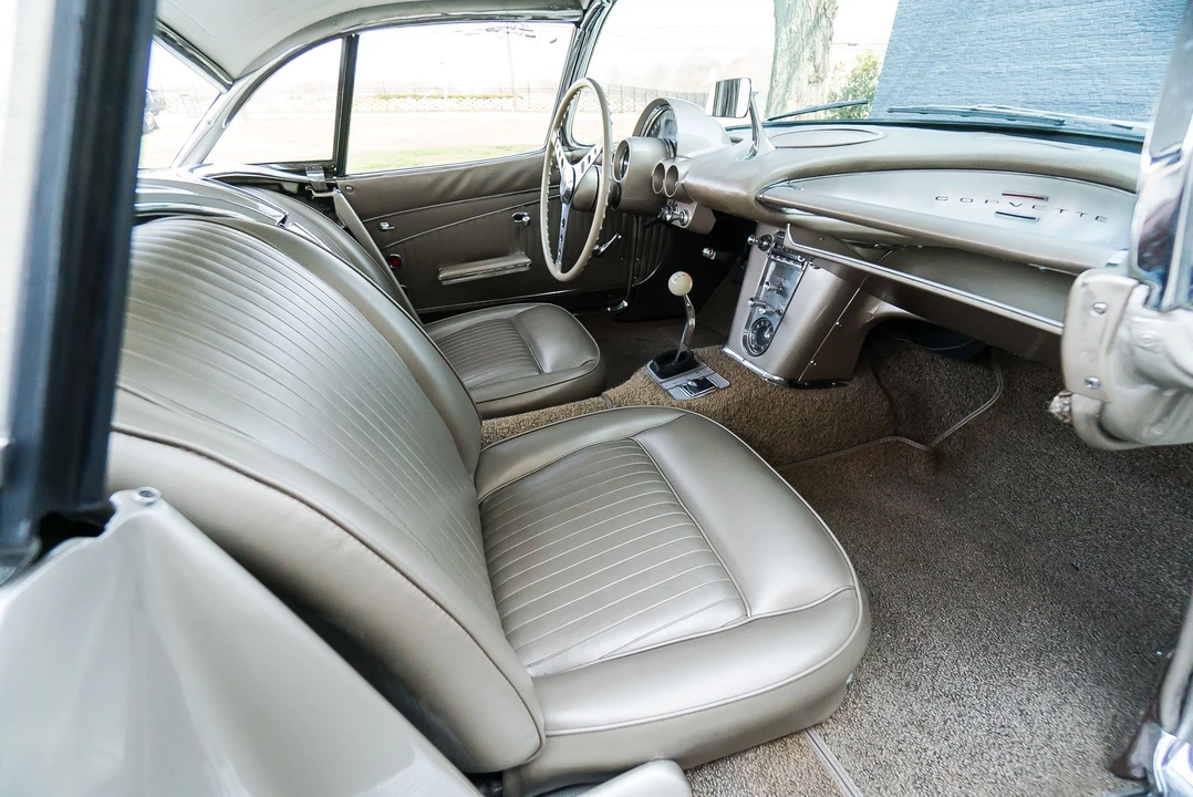 1962 Chevrolet Corvette C1 - Image 22 of 31
