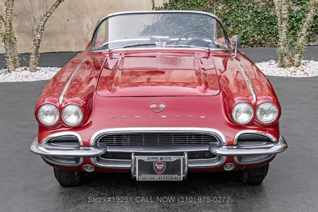 1962 Chevrolet Corvette C1 - Image 2 of 12
