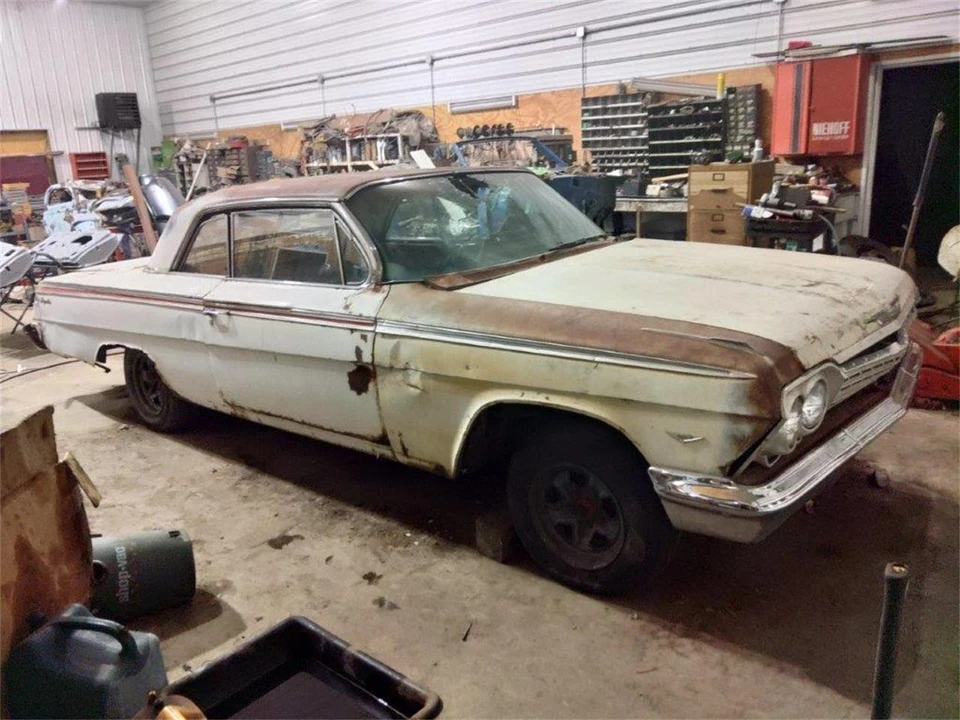 1962 Chevrolet Impala 3rd Gen - Image 2 of 18