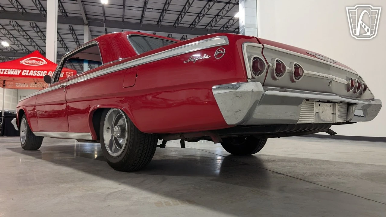 1962 Chevrolet Impala 3rd Gen - Image 11 of 31