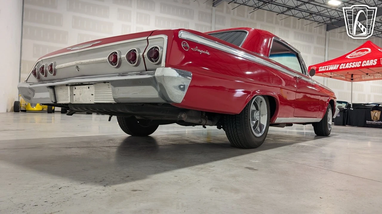 1962 Chevrolet Impala 3rd Gen - Image 17 of 31