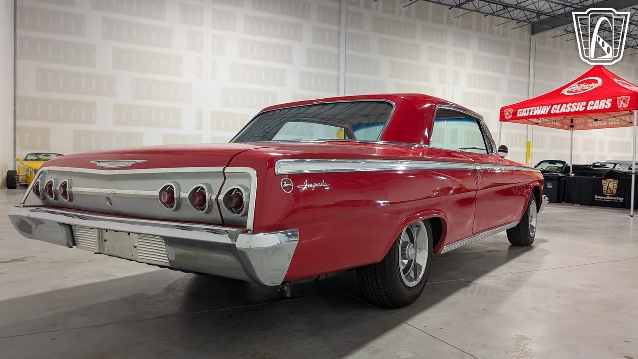 1962 Chevrolet Impala 3rd Gen - Image 16 of 31