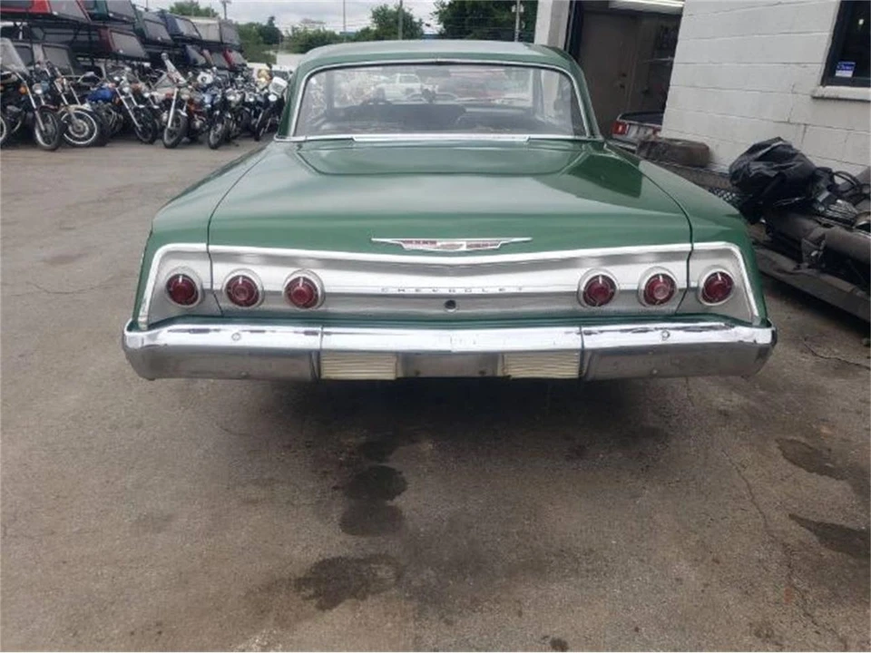 1962 Chevrolet Impala 3rd Gen - Image 24 of 25