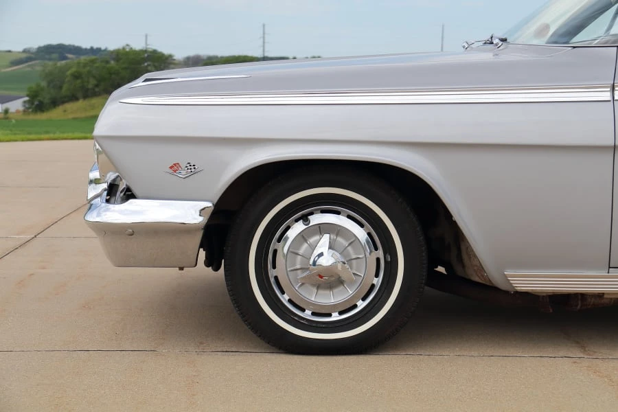 1962 Chevrolet Impala 3rd Gen - Image 16 of 31