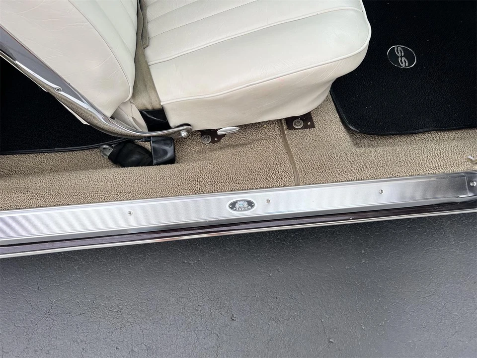 1962 Chevrolet Impala SS 3rd Gen - Image 18 of 27