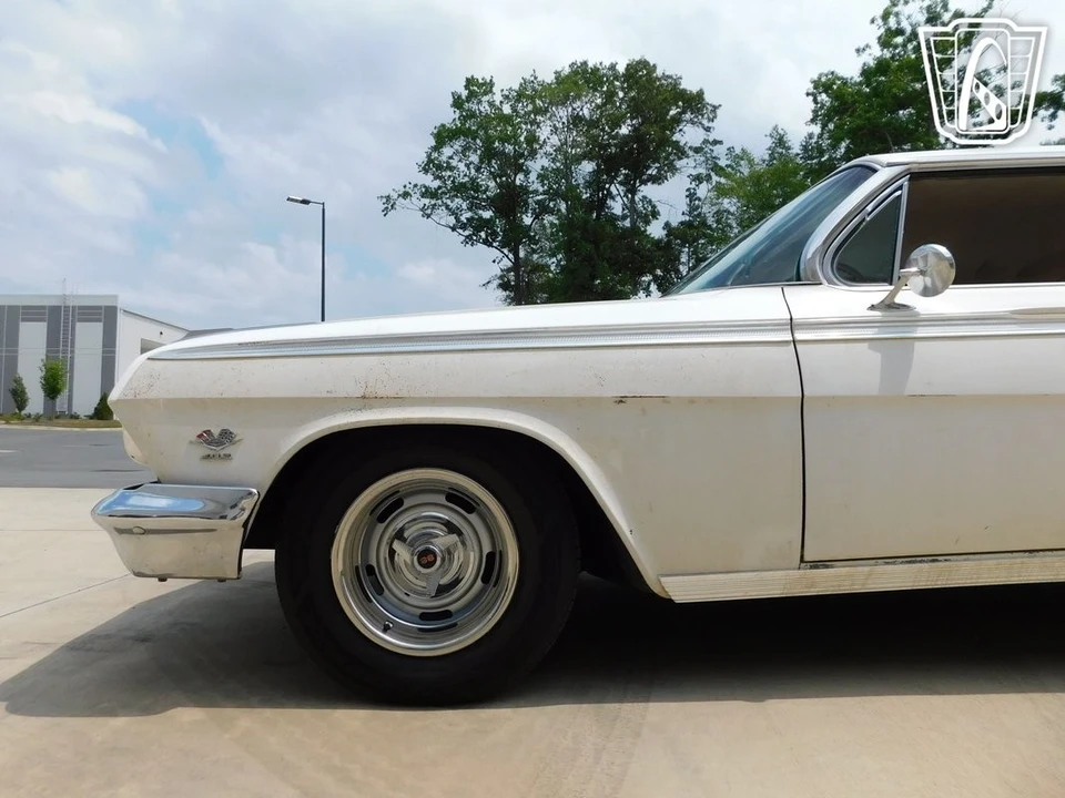1962 Chevrolet Impala 2nd Gen - Image 11 of 12