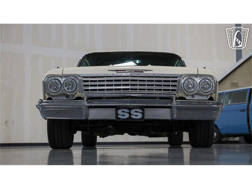 1962 Chevrolet Impala SS 3rd Gen - Image 26 of 31