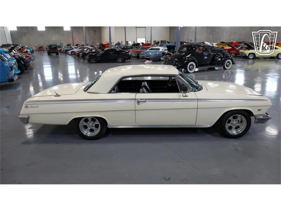 1962 Chevrolet Impala SS 3rd Gen - Image 29 of 31