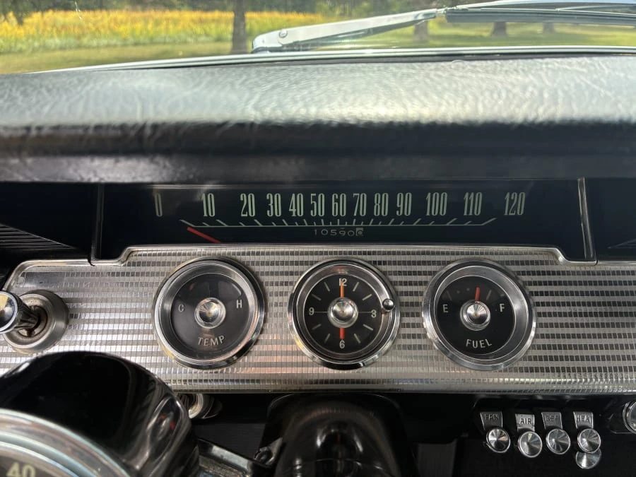 1962 Chevrolet Impala SS 3rd Gen - Image 11 of 17
