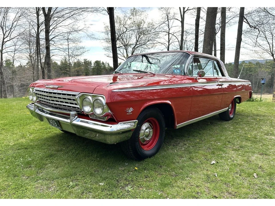 1962 Chevrolet Impala SS 3rd Gen - Image 2 of 31