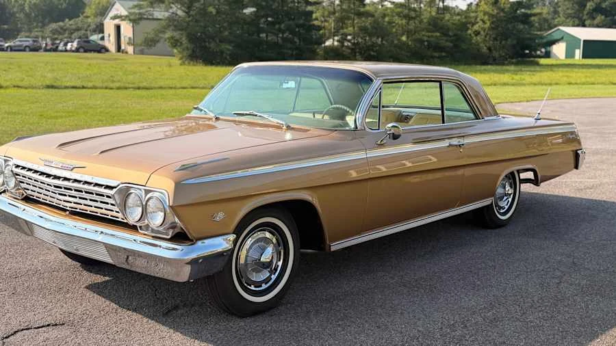 1962 Chevrolet Impala SS 3rd Gen - Image 11 of 31
