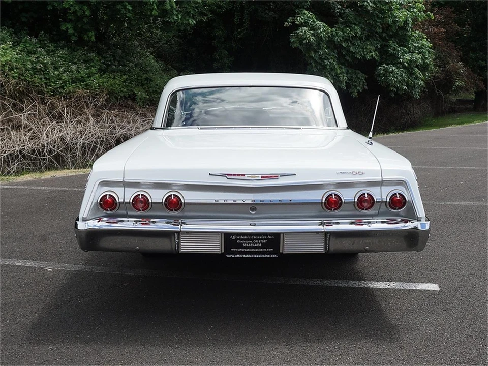 1962 Chevrolet Impala SS 3rd Gen - Image 13 of 31