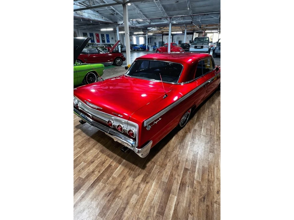 1962 Chevrolet Impala SS 3rd Gen - Image 5 of 12