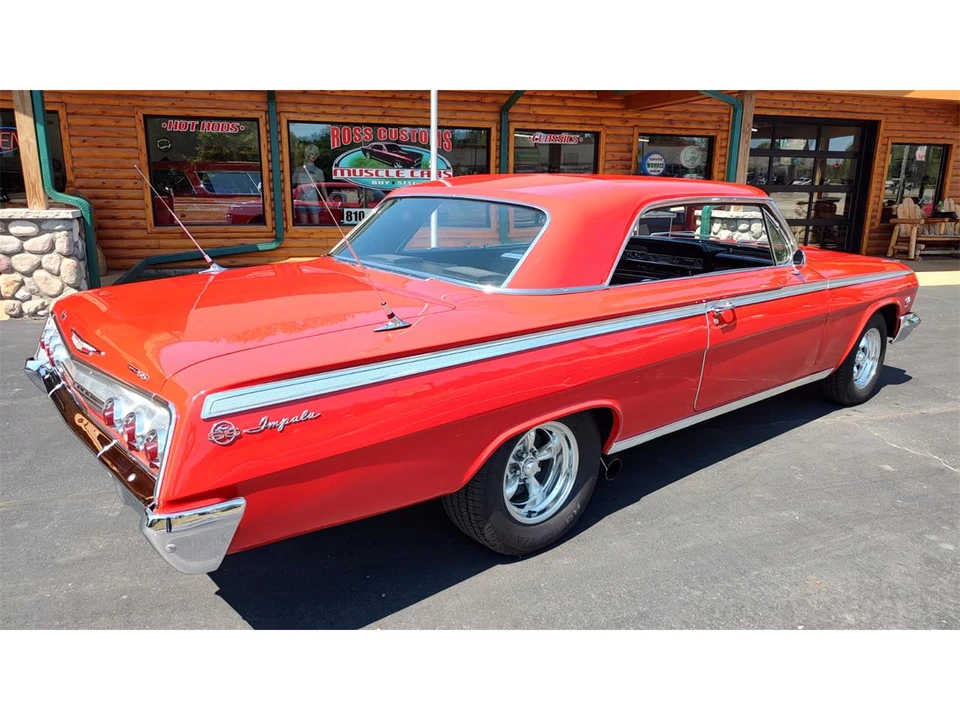 1962 Chevrolet Impala SS 3rd Gen - Image 13 of 31