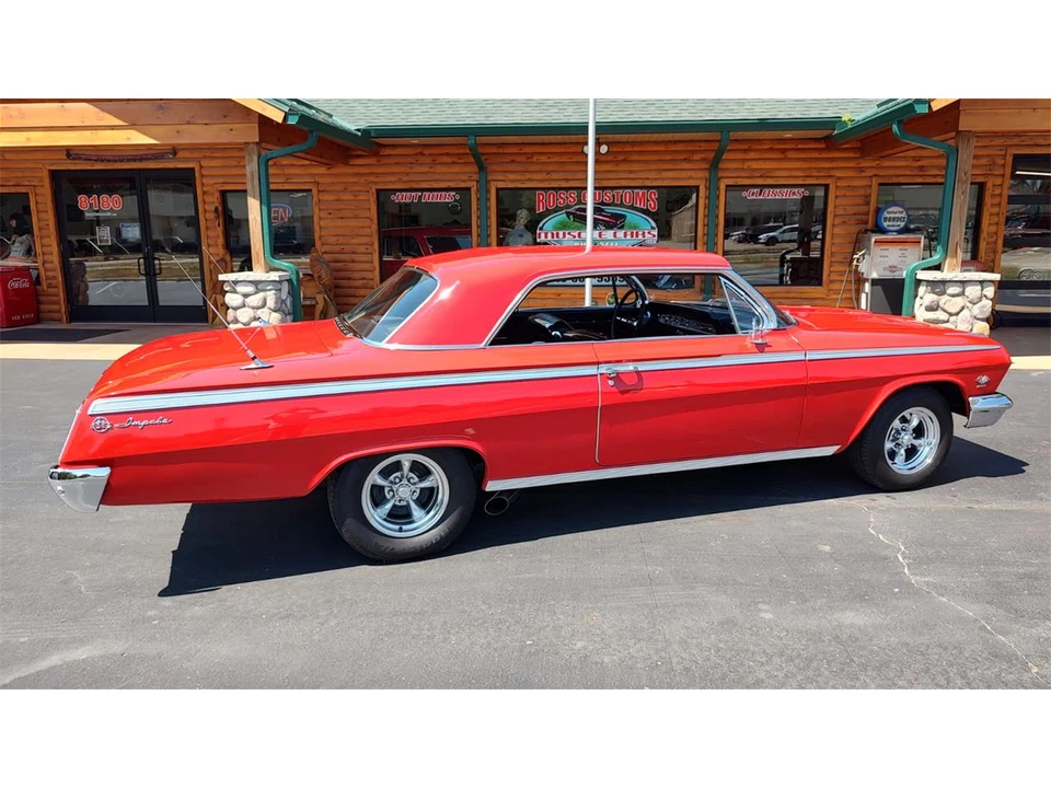 1962 Chevrolet Impala SS 3rd Gen - Image 14 of 31