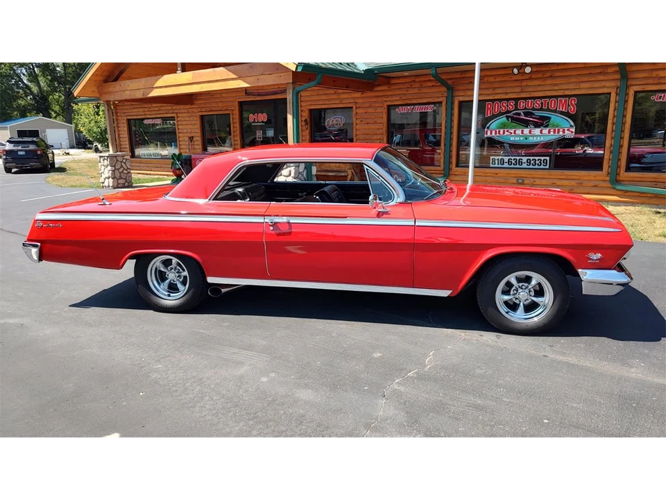 1962 Chevrolet Impala SS 3rd Gen - Image 16 of 31