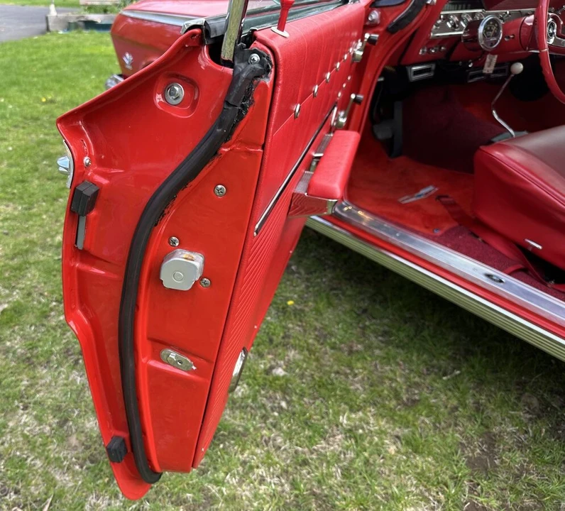 1962 Chevrolet Impala SS 3rd Gen - Image 28 of 31