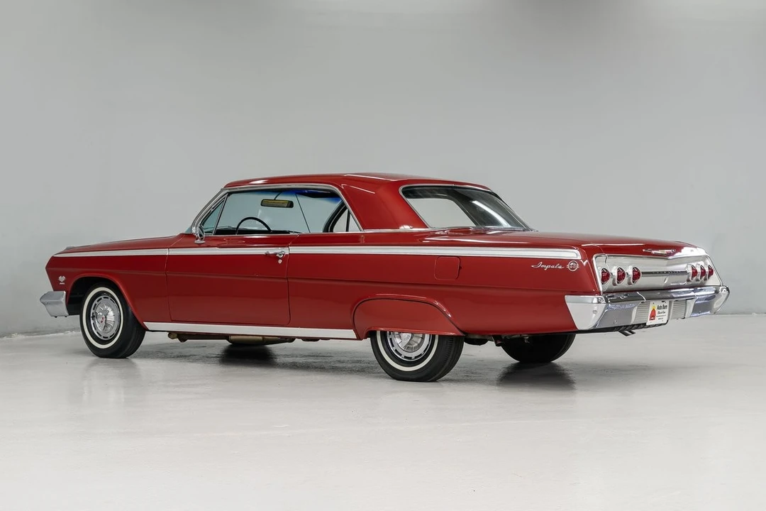 1962 Chevrolet Impala SS 3rd Gen - Image 4 of 31
