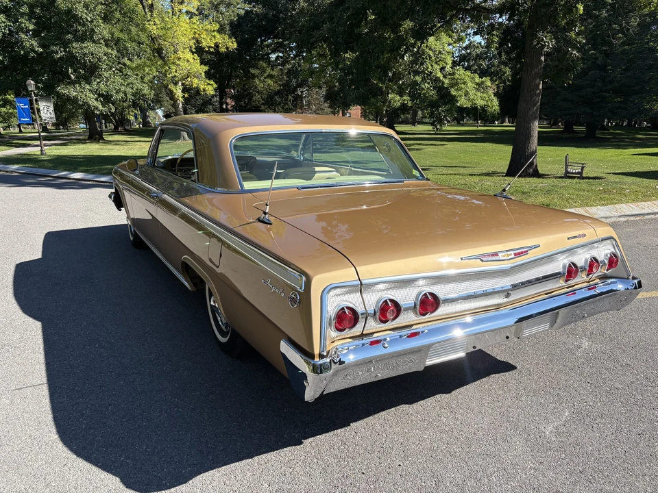 1962 Chevrolet Impala SS 3rd Gen - Image 13 of 31