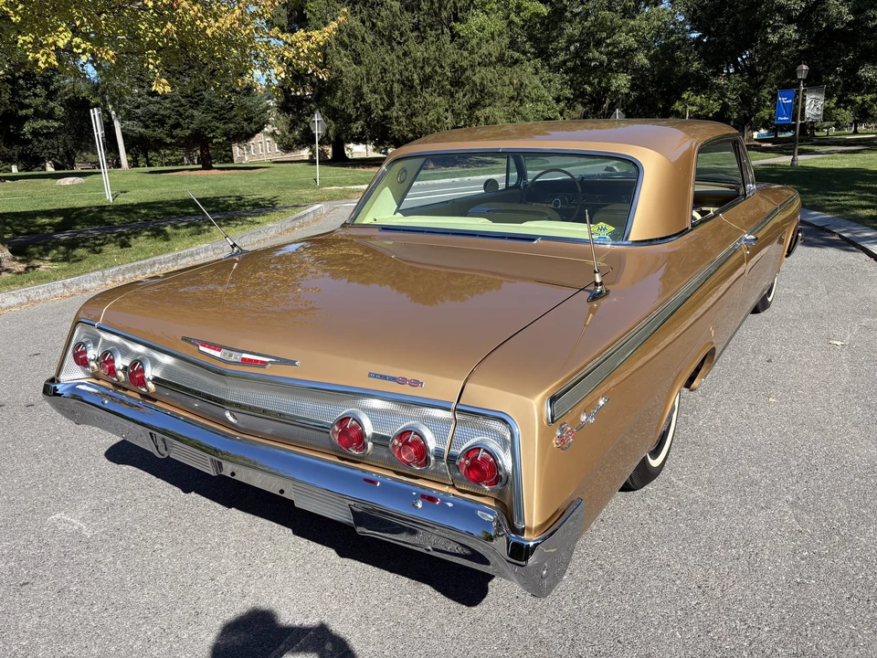 1962 Chevrolet Impala SS 3rd Gen - Image 18 of 31
