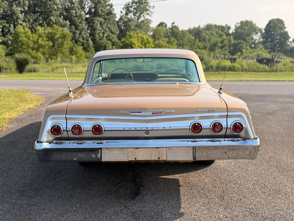 1962 Chevrolet Impala SS 3rd Gen - Image 15 of 31