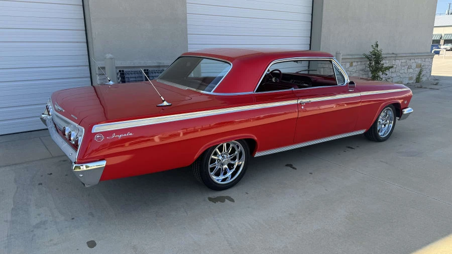 1962 Chevrolet Impala SS 3rd Gen - Image 6 of 19