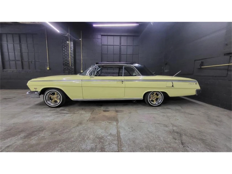 1962 Chevrolet Impala SS 3rd Gen - Image 3 of 10
