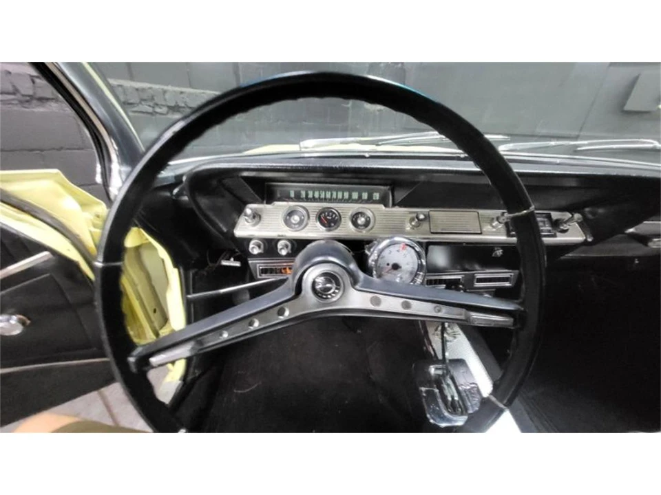 1962 Chevrolet Impala SS 3rd Gen - Image 7 of 10