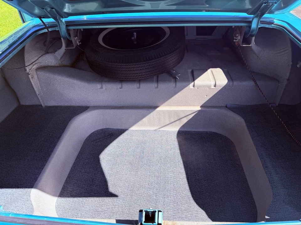1962 Chevrolet Impala SS 3rd Gen - Image 15 of 21