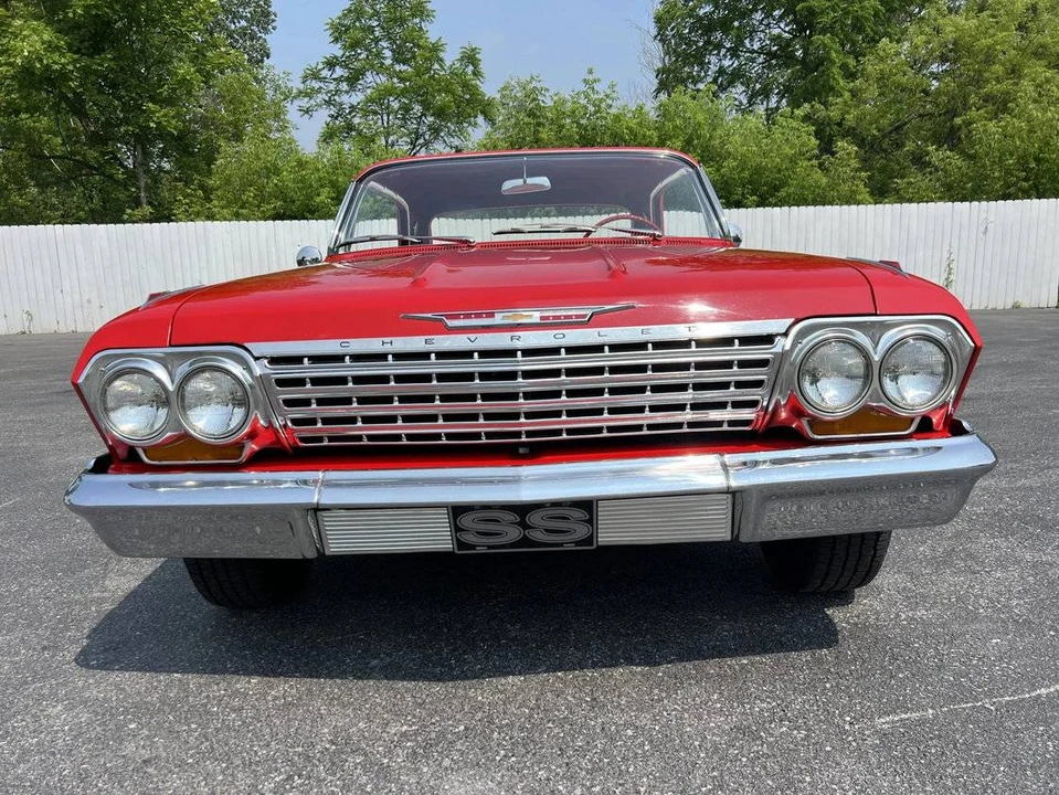 1962 Chevrolet Impala SS 3rd Gen - Image 4 of 19