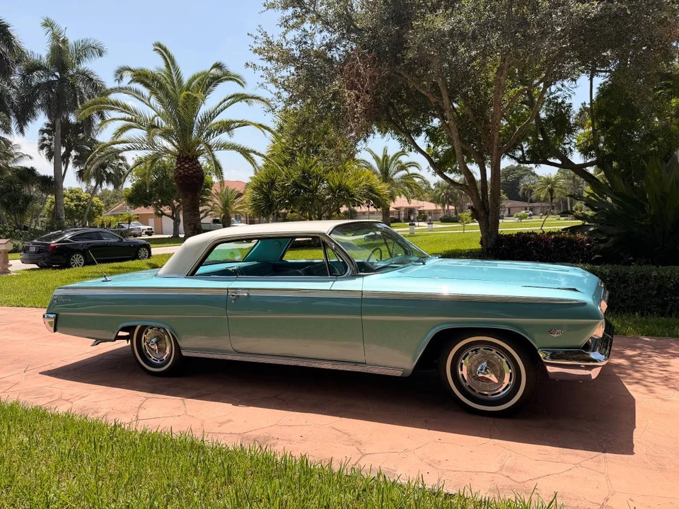 1962 Chevrolet Impala SS 3rd Gen - Image 20 of 21