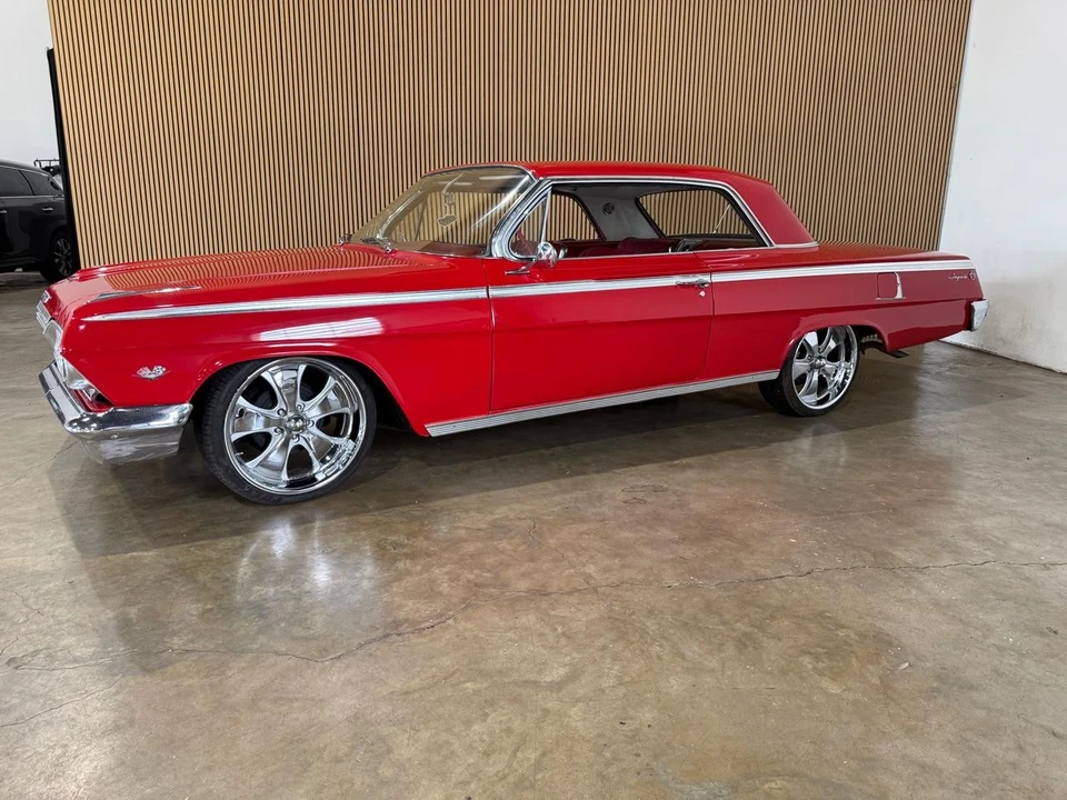 1962 Chevrolet Impala SS 3rd Gen - Image 15 of 31