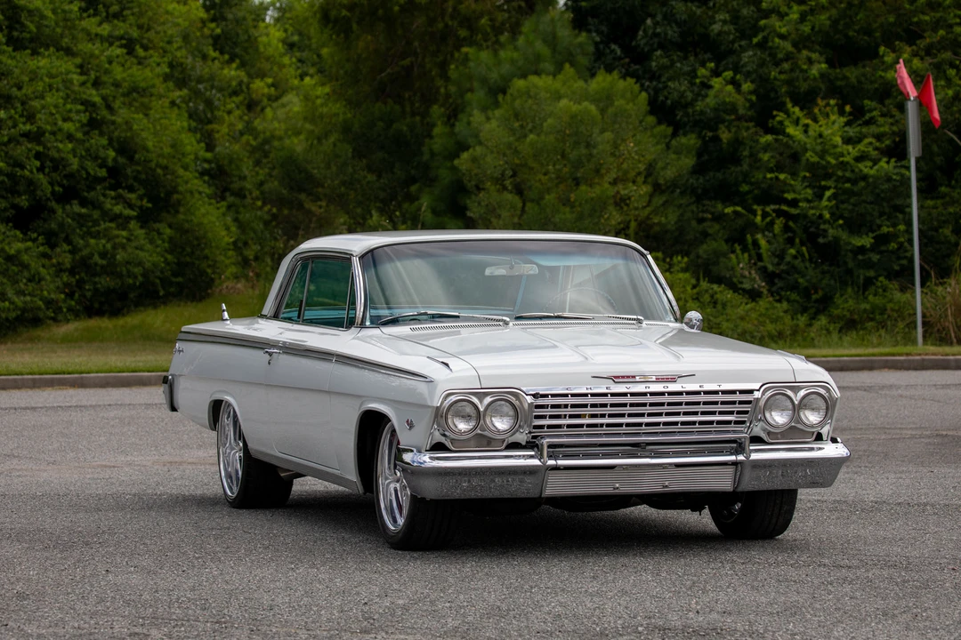 1962 Chevrolet Impala SS 3rd Gen - Image 2 of 31