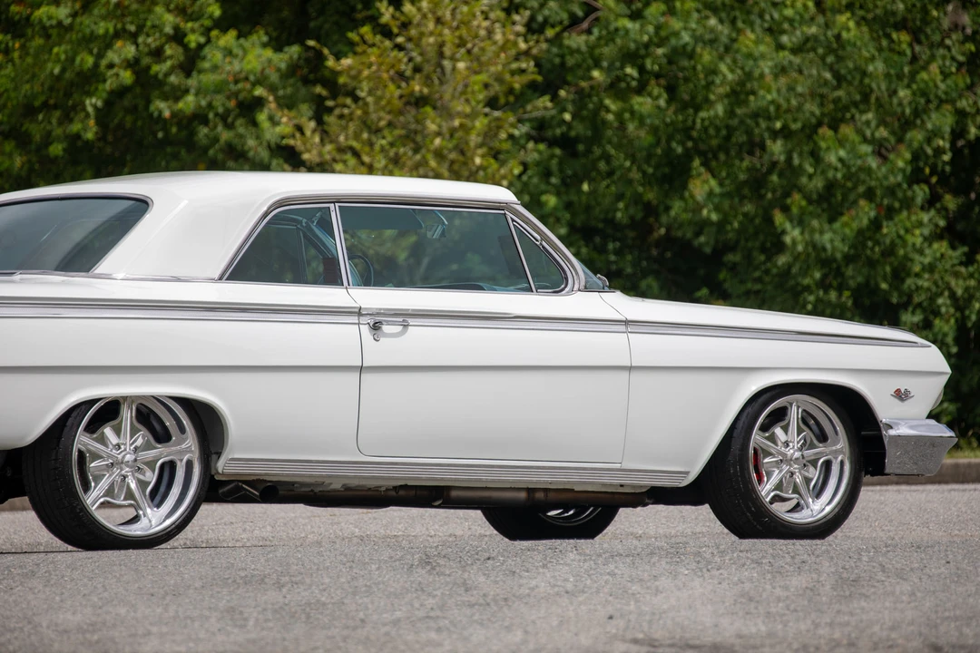 1962 Chevrolet Impala SS 3rd Gen - Image 27 of 31