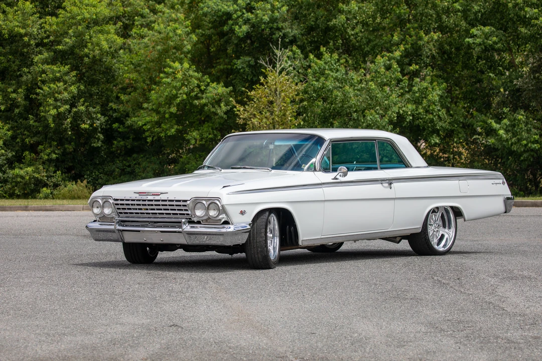 1962 Chevrolet Impala SS 3rd Gen - Image 3 of 31