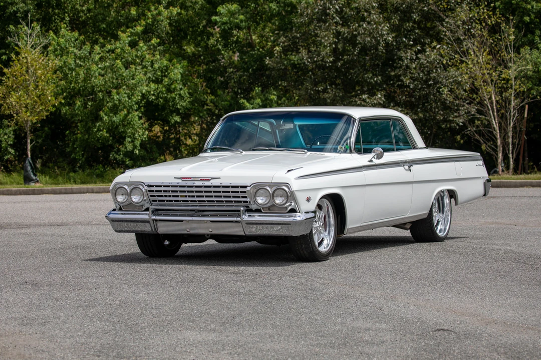 1962 Chevrolet Impala SS 3rd Gen - Image 4 of 31