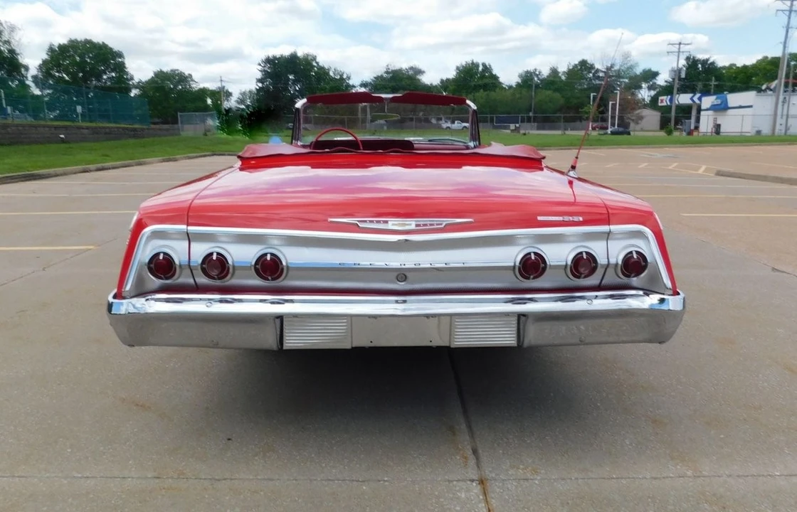 1962 Chevrolet Impala SS 3rd Gen - Image 27 of 31