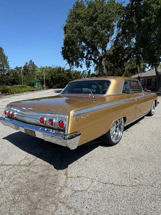 1962 Chevrolet Impala SS 3rd Gen - Image 2 of 20