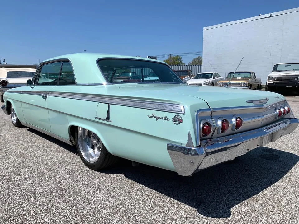 1962 Chevrolet Impala SS 3rd Gen - Image 4 of 9